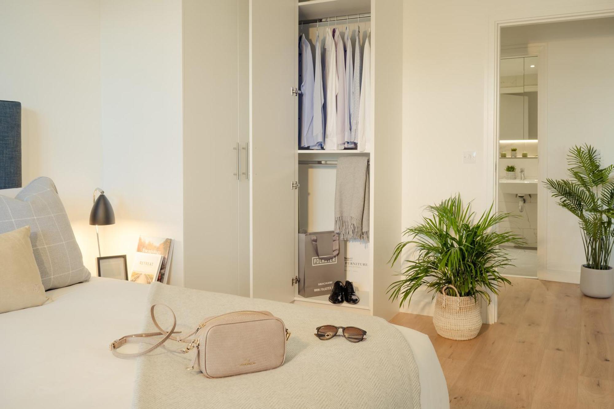 Apartment Luxury 2 Bed Cherrywood 18 *